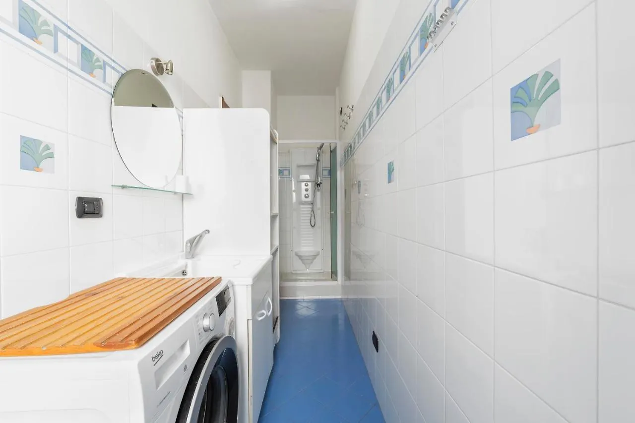 Cenisio M5 Lovely Apartment - With Balcony! Milan